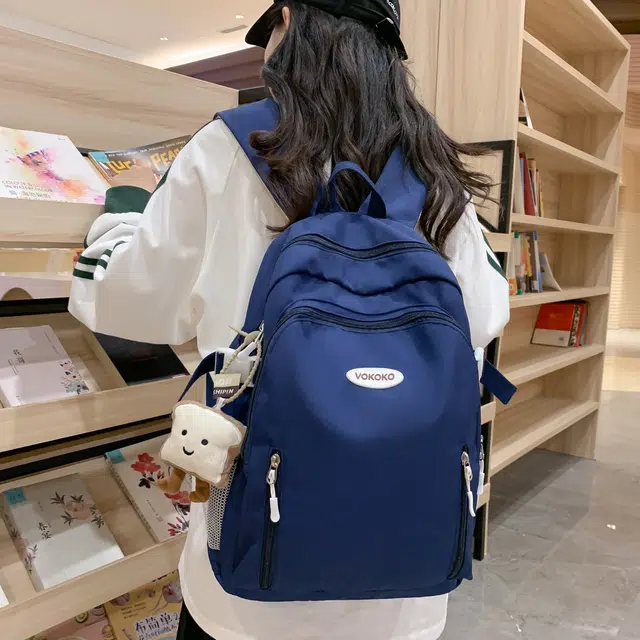 草丛喵喵喵 高颜值简约百搭潮流街头 尼龙 双肩包 女款 多色