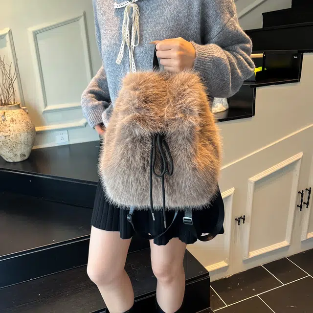 草丛喵喵喵 秋冬季高级感毛时尚可爱背包 毛绒 双肩包 女款 褐色/卡其色/灰色/蓝色/黑色