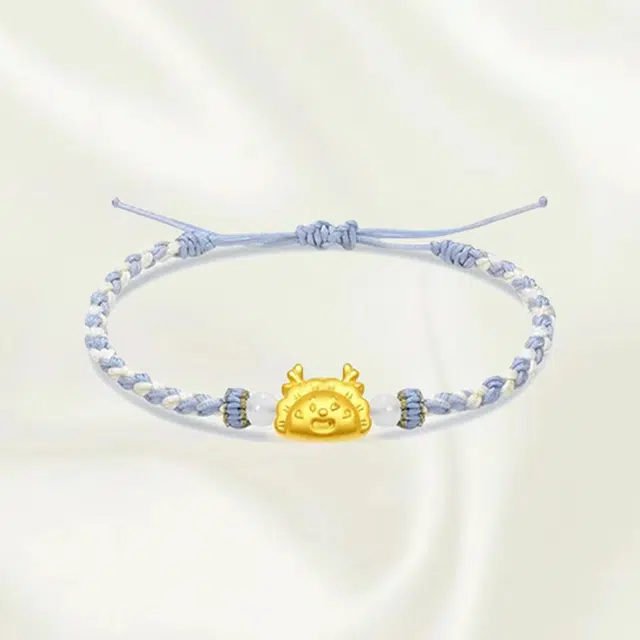 999