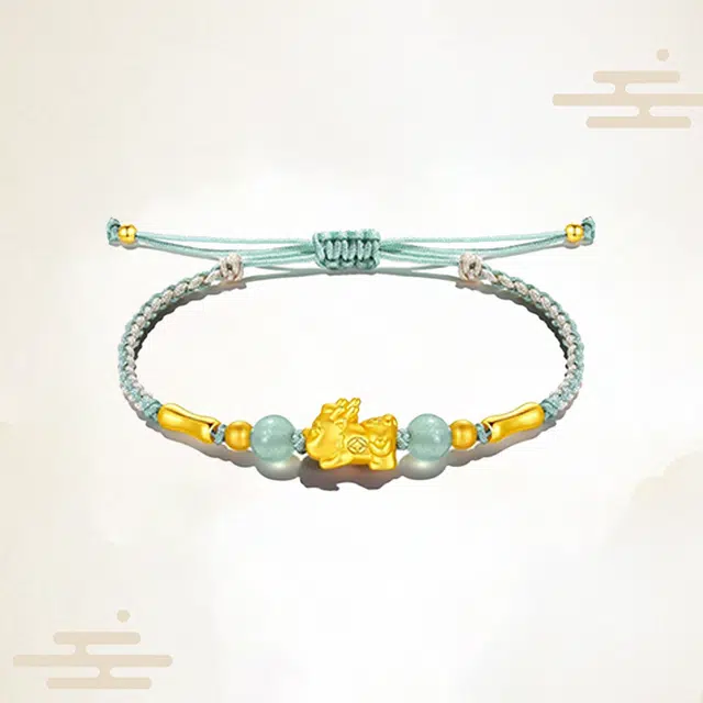 999