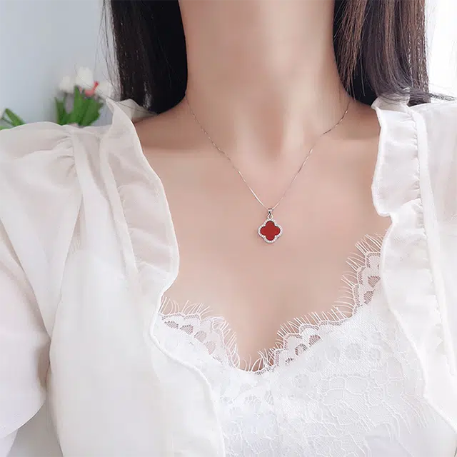 S925