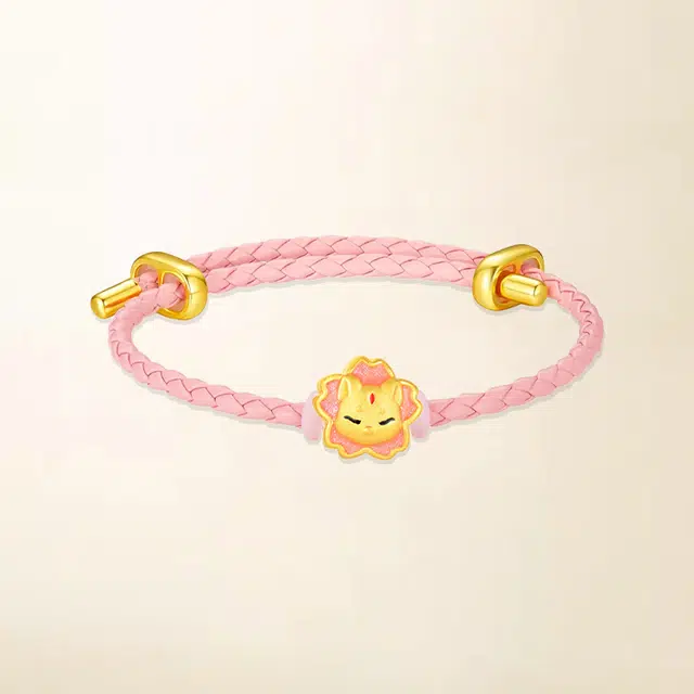 999