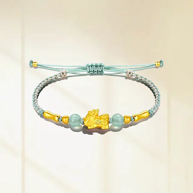 999