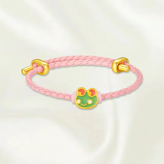 999