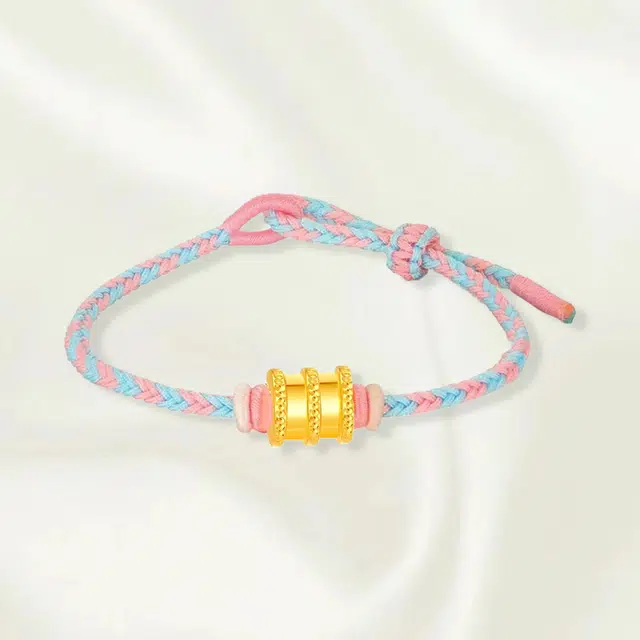 999