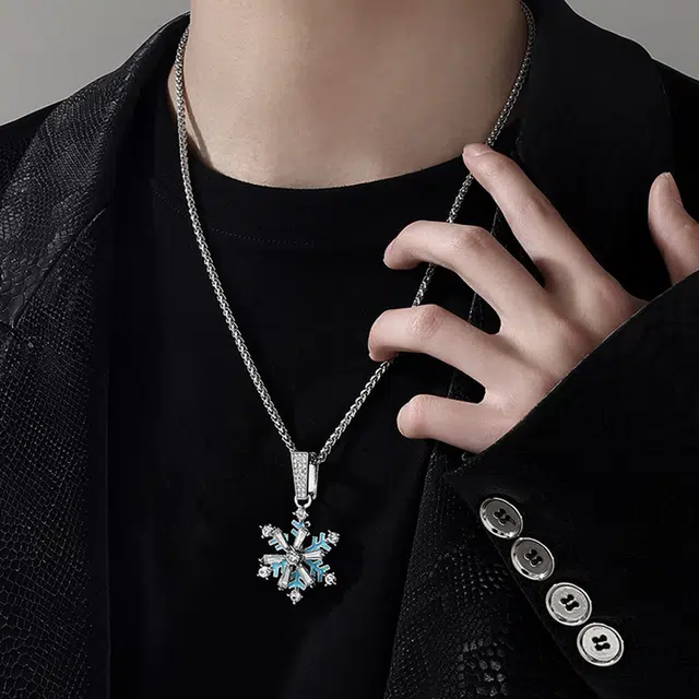 永恒旋律 幽蓝雪花吊坠 轻奢小众设计高级感毛衣链 钛钢 项链 男女同款情侣款 银色