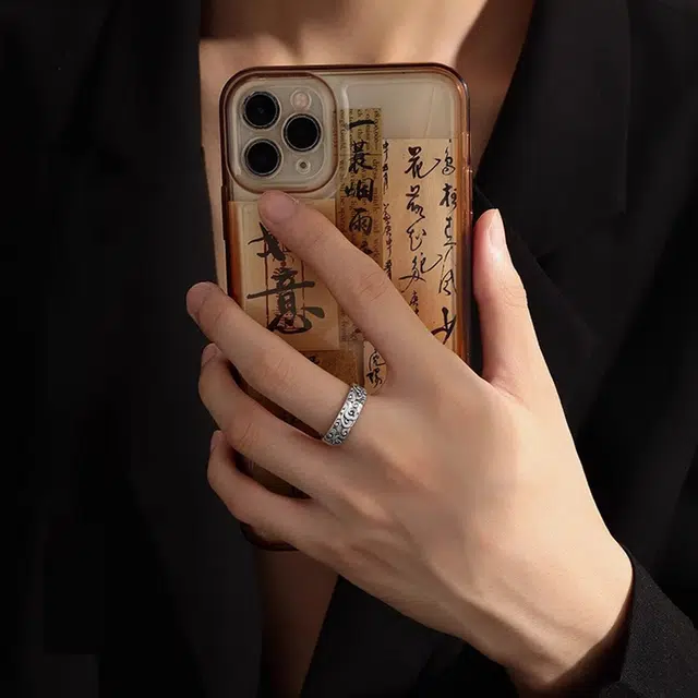 999