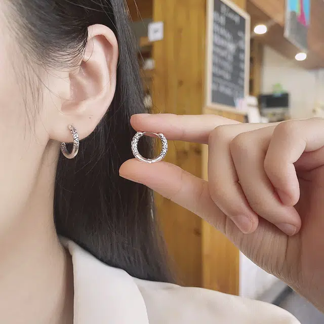 永恒旋律 小众复古蛟纹设计 新中式国潮街头潮流痞帅个性 时尚简大气百搭耳饰男 约冷淡风耳扣单只 礼盒 钛钢 耳环 男女同款情侣款
