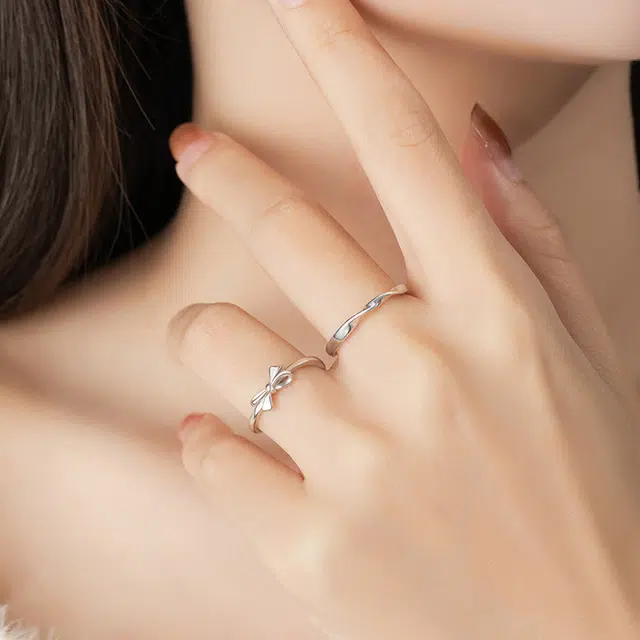 在逃公主对戒 永恒旋律 钟爱久久 浪漫高级感轻奢甜蜜饰爱告白女友三秒心动开口戒可调节 恋爱约会学生表白礼盒装 合金 戒指 男女同款情侣款