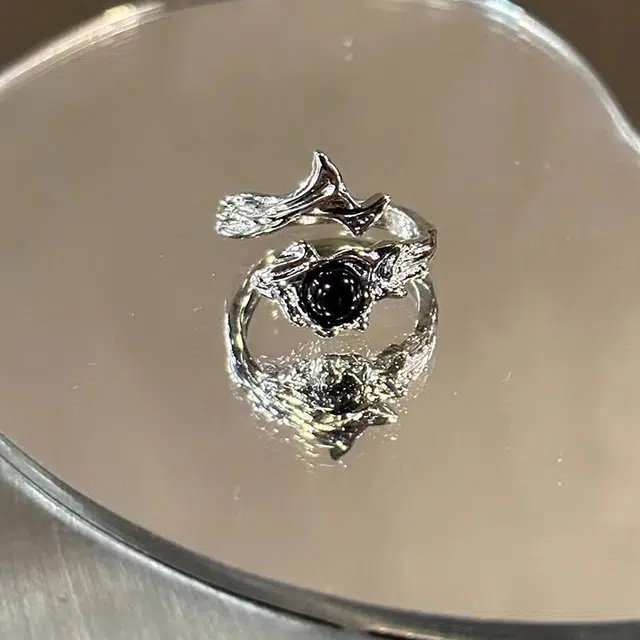 永恒旋律 暗影缠绕 不规则质感肌理 精致轻奢简约大气时尚小众设计高级感指环 开口可调节 合金 戒指 男款 黑色 男生男朋友礼盒装