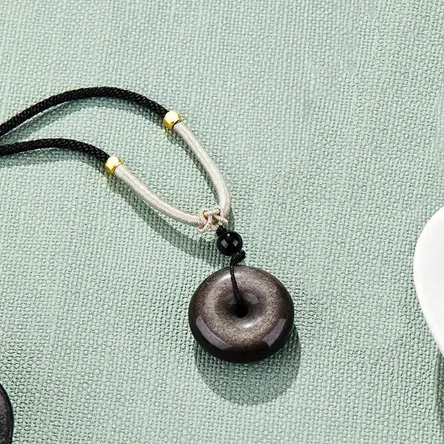 永恒旋律 招财纳福 平安扣转运吊坠 新中式小众国风简约设计 个性时尚大气日常通勤百搭 精美礼盒 可调节毛衣链 好运天然 黑曜石 项链 男款