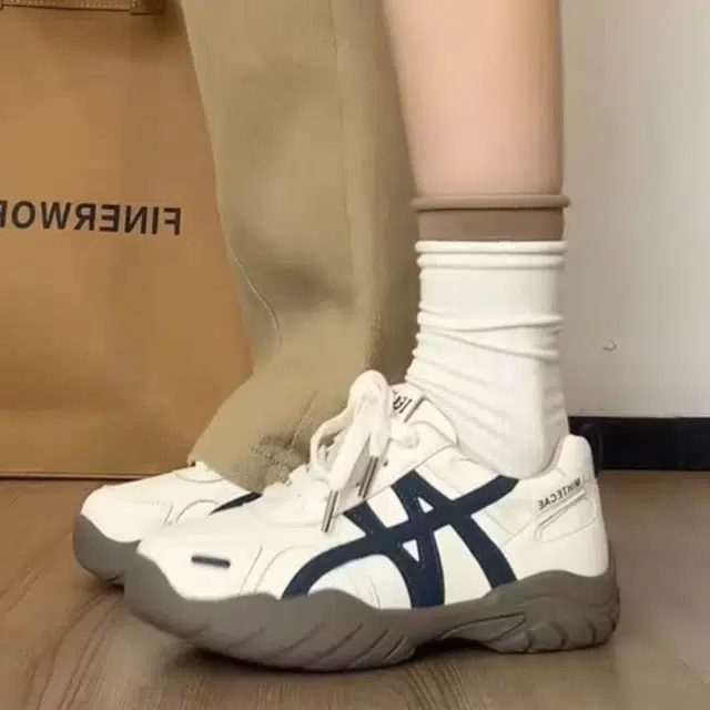 韩版小众复古潮流舒适运动 低帮 生活休闲鞋 女