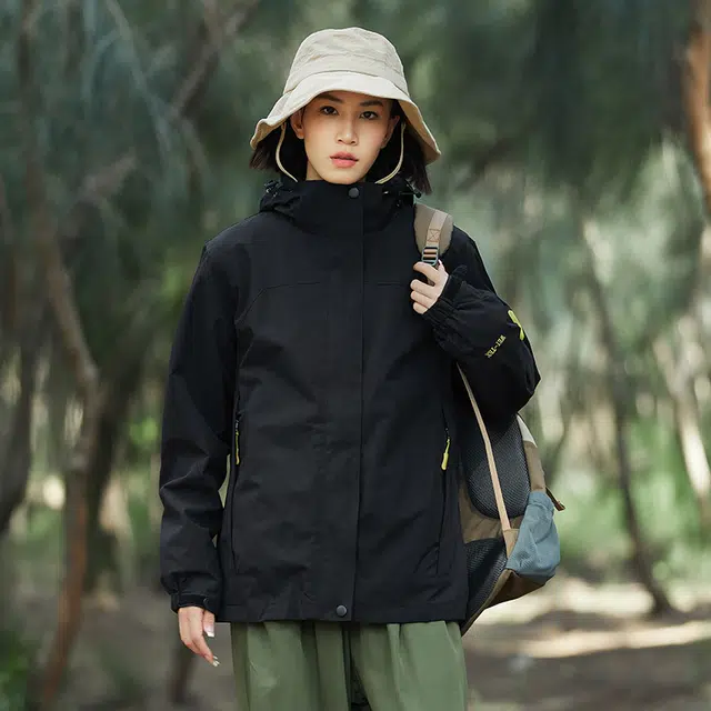 木清清 美式机能风拼接色可拆卸帽户外三合一防风防水登山冲锋茄克夹克外套 女款