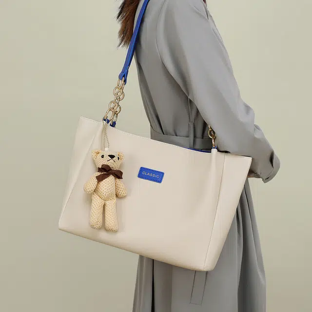COMELY Tote