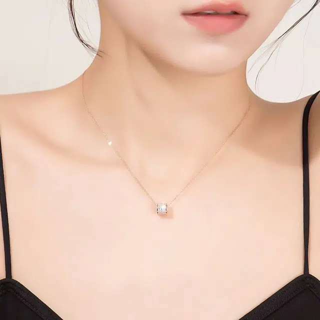 S925