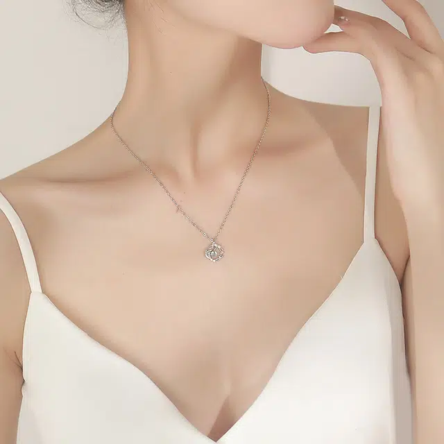 S925