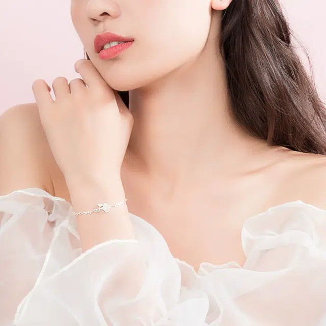S925