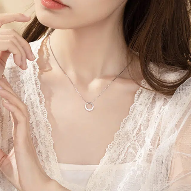 S925