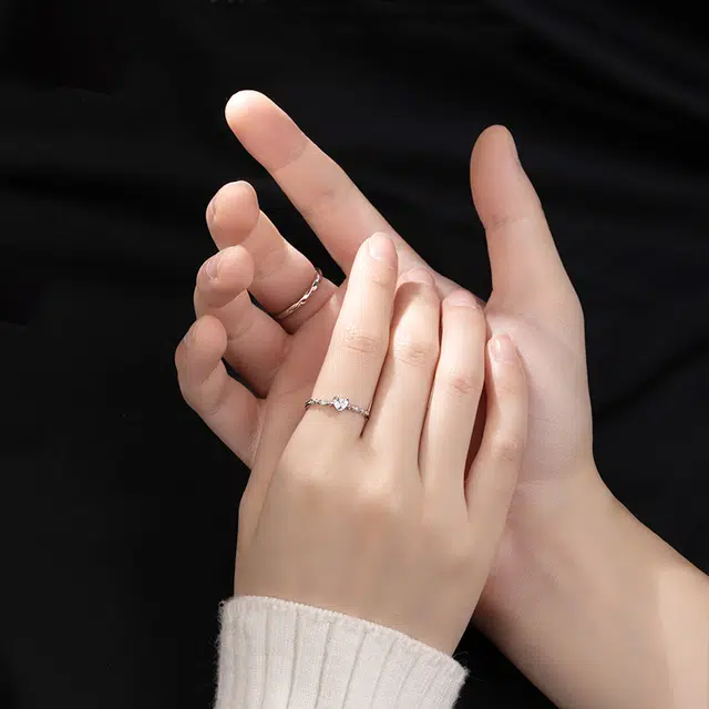 S925
