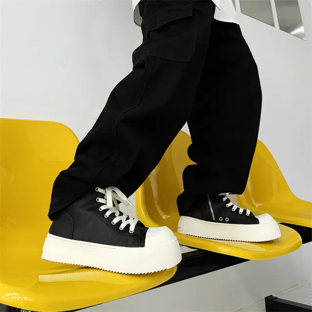 Dounkol High Top Sneakers Black