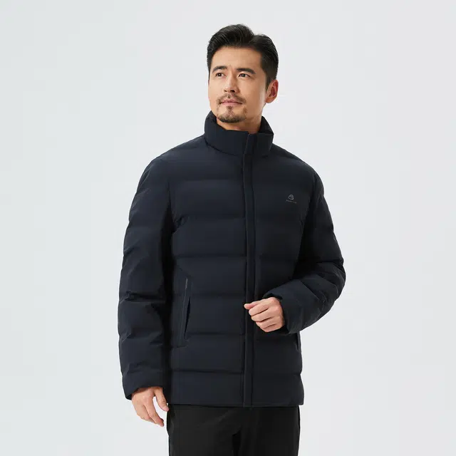 贵人鸟 乐活系列 商务通勤简约字母印花纯色百搭蓄热保暖立领防风加厚拒水棉服外套 男款