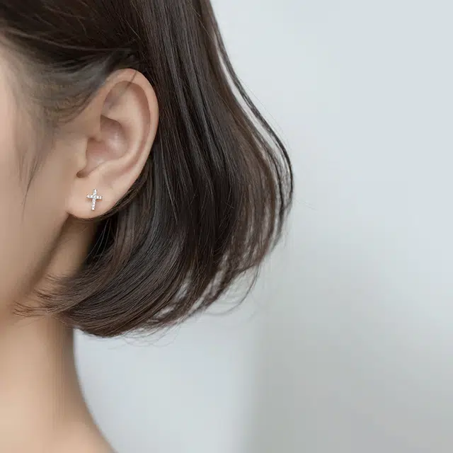 S925