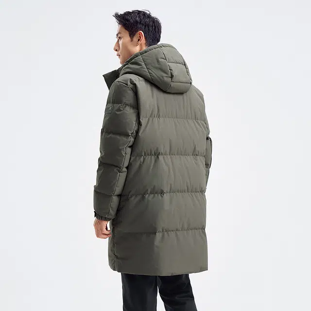 特步 综训系列 舒适休闲纯色简约连帽中长款羽绒服 男款 亚墨绿