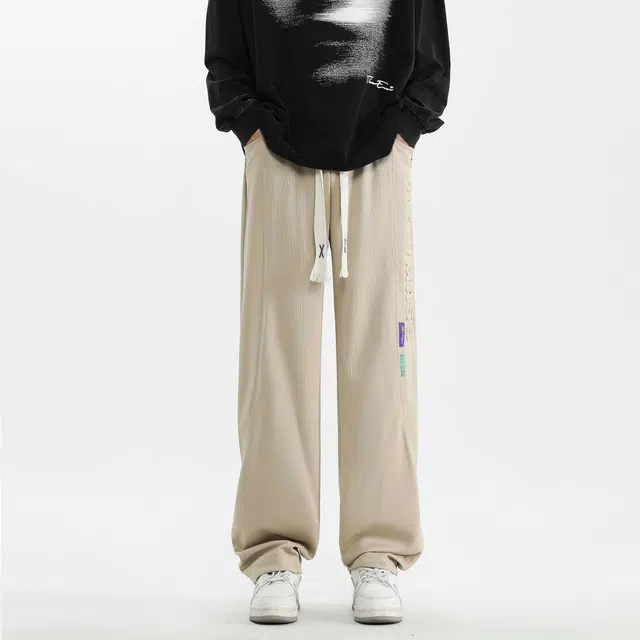 MKIEZER