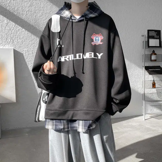 MKIEZER