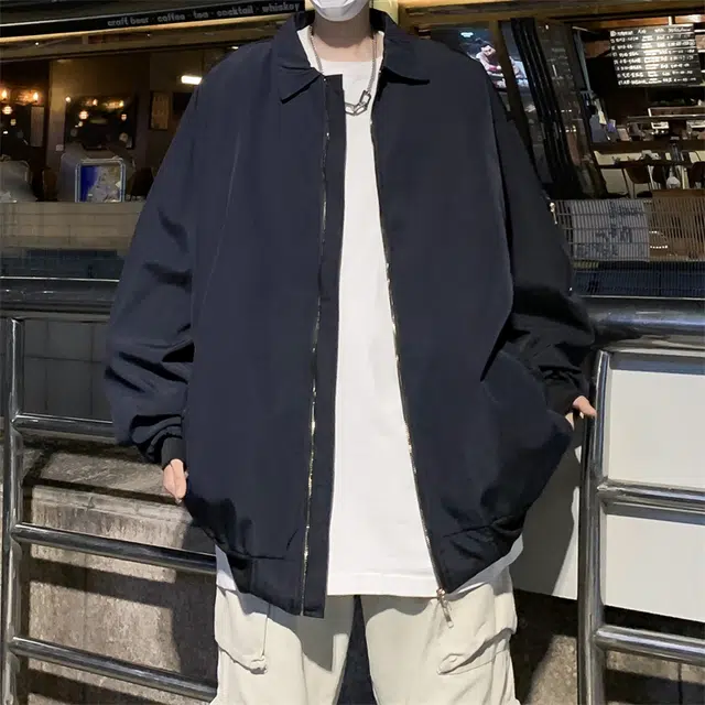 MKIEZER