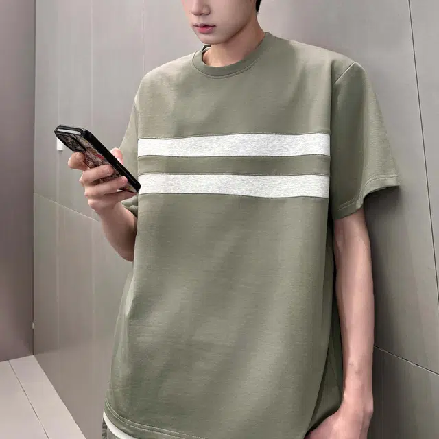 MKIEZER T