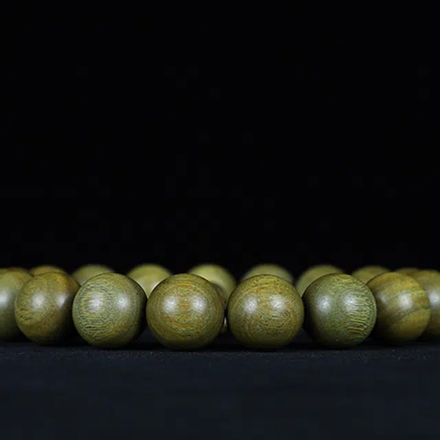 钵提 国潮雕刻手持貔貅 绿檀 木作手串 男女同款情侣款 绿檀