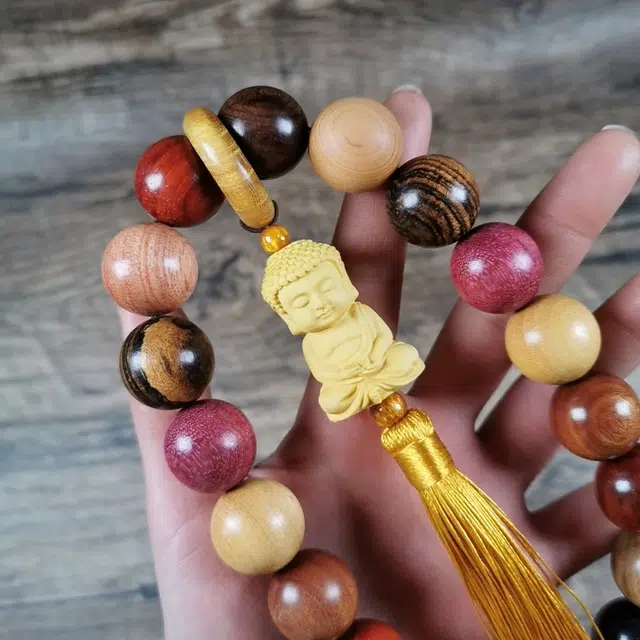 钵提 多宝圆珠佛像文玩手持雕刻红木珠串流苏车载挂饰 檀香 木作手串 男女同款情侣款 檀木 礼盒装
