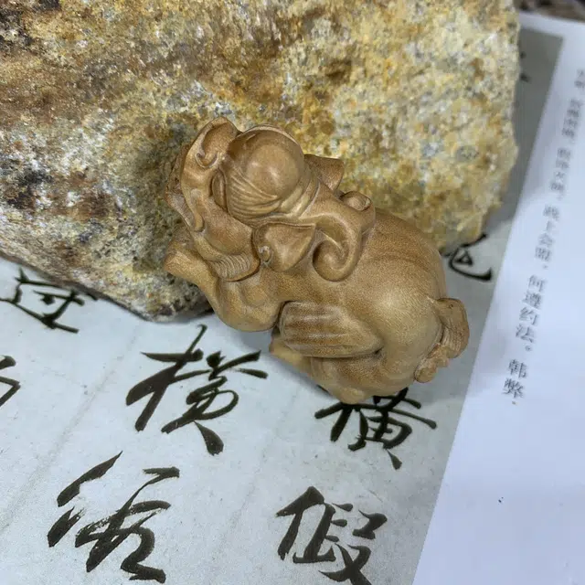 仙沐坊 精工吸金貔貅吞金兽 香味霸道 奶香四溢 老山檀 手把件 男女同款情侣款