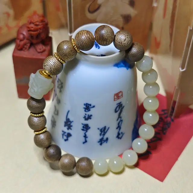 仙沐坊 简约搭配 神秘三星堆面具雕刻 和田玉手串 青白玉 男女同款情侣款