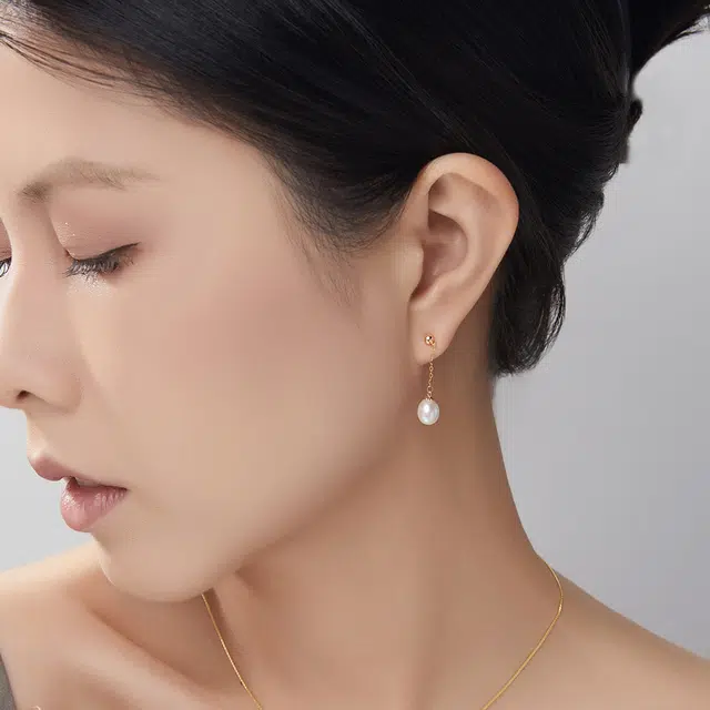 ADHORA 18K K