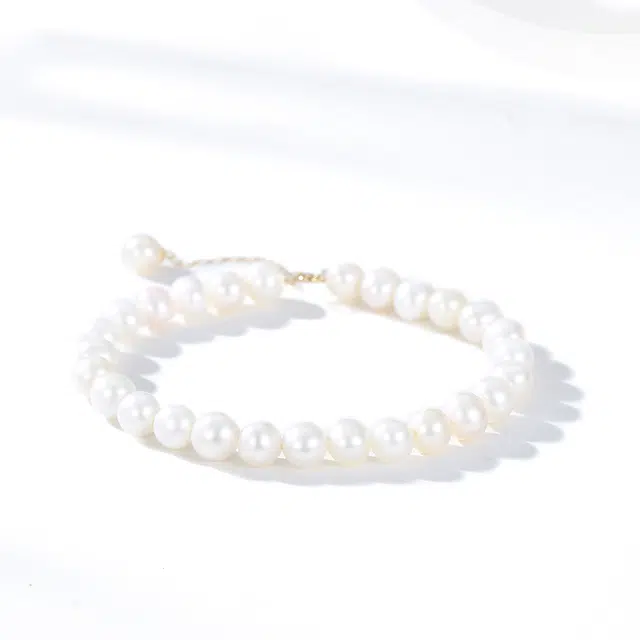 ADHORA 18K