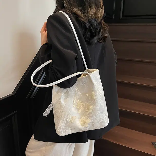 Tote