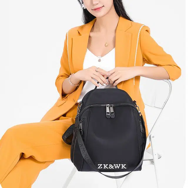 意酷 百搭时尚拉链 牛津纺 双肩包 常规 女款 多色