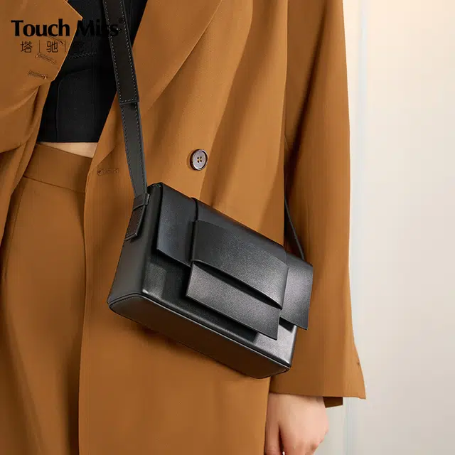 TOUCH MISS