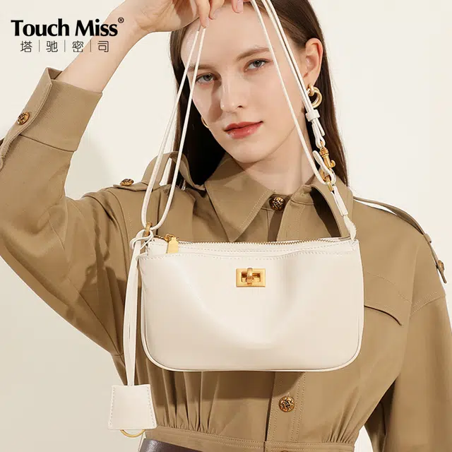 TOUCH MISS Rodeo