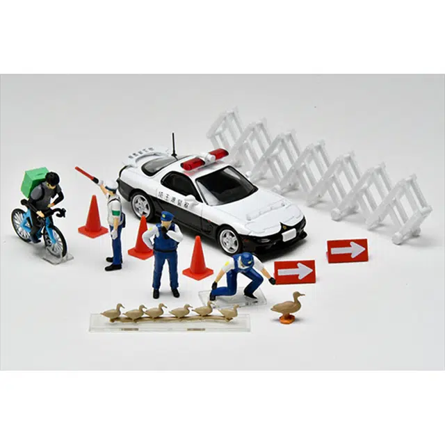 TAKARA TOMY 164 RX7 LV-CarSnap16b