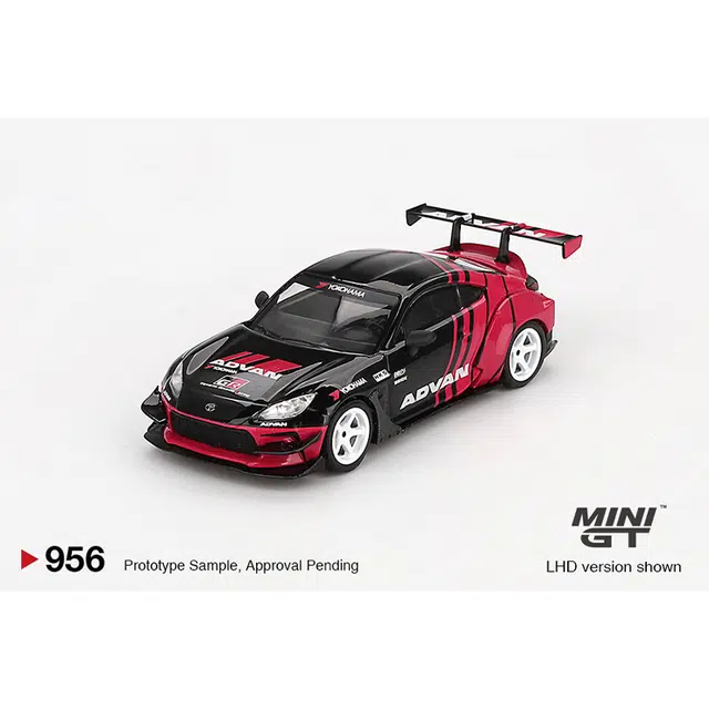 MINI GT GR86 HKSTYPE R ADVAN
