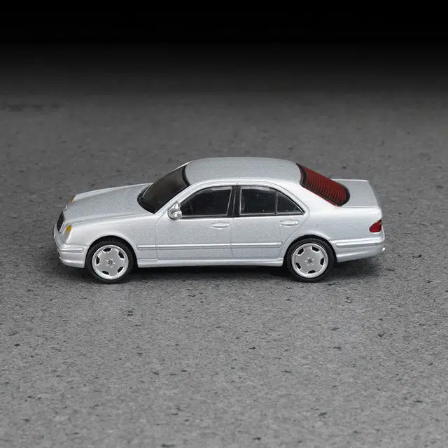 E55 AMG(M210)
