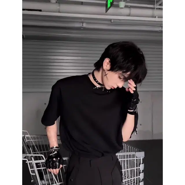 weles T