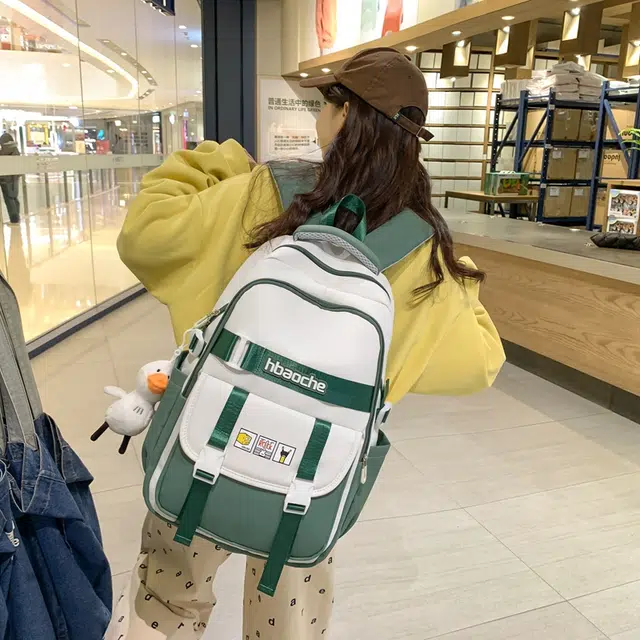三只小鸭 大容量轻便 尼龙 双肩包 女款 黑色/红色/卡其色/绿色