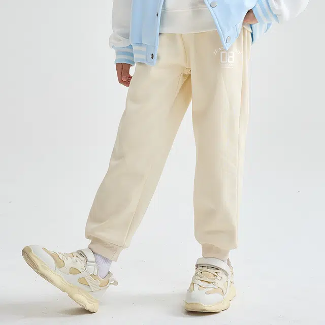 JEANSWEST JNR Logo