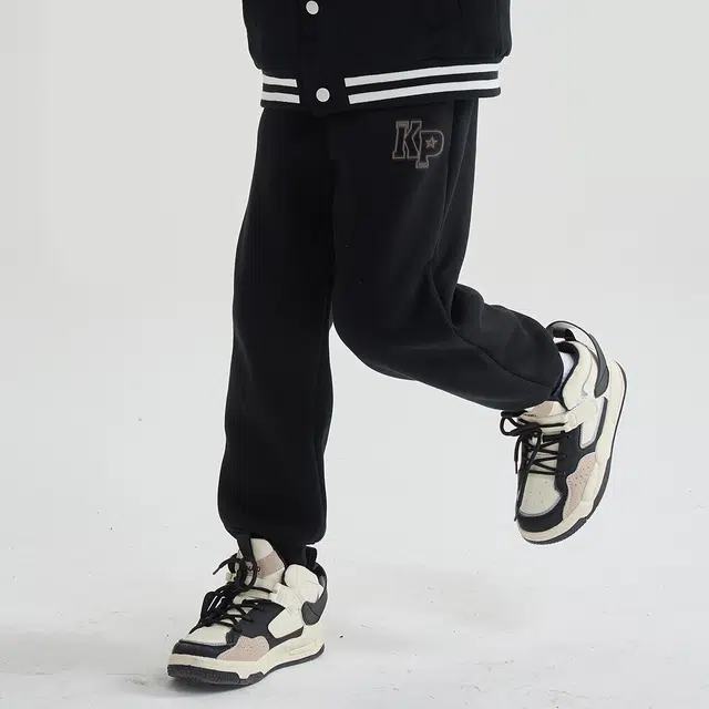 JEANSWEST JNR logo