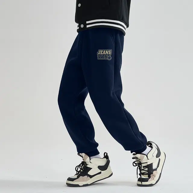 JEANSWEST JNR logo