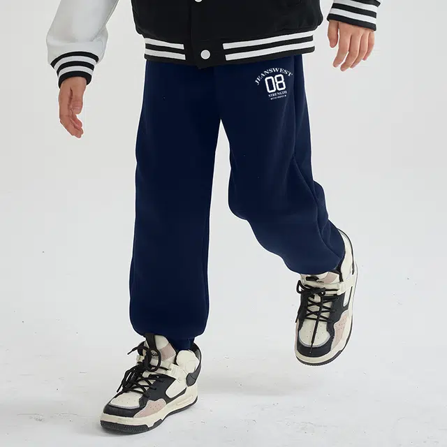 JEANSWEST JNR Logo